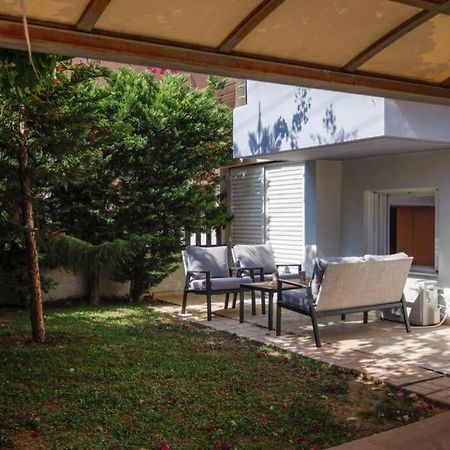 Pame Rentals - Cozy Glyfada Stay With Free Parking Atene Esterno foto